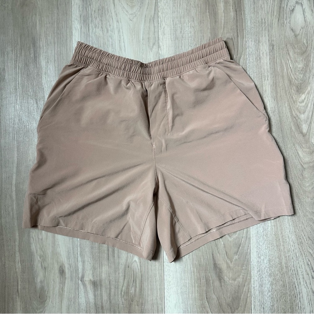 ‘lululemon’ 5” pace breaker linerless short